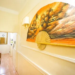  Hostel Funny Palace Italien