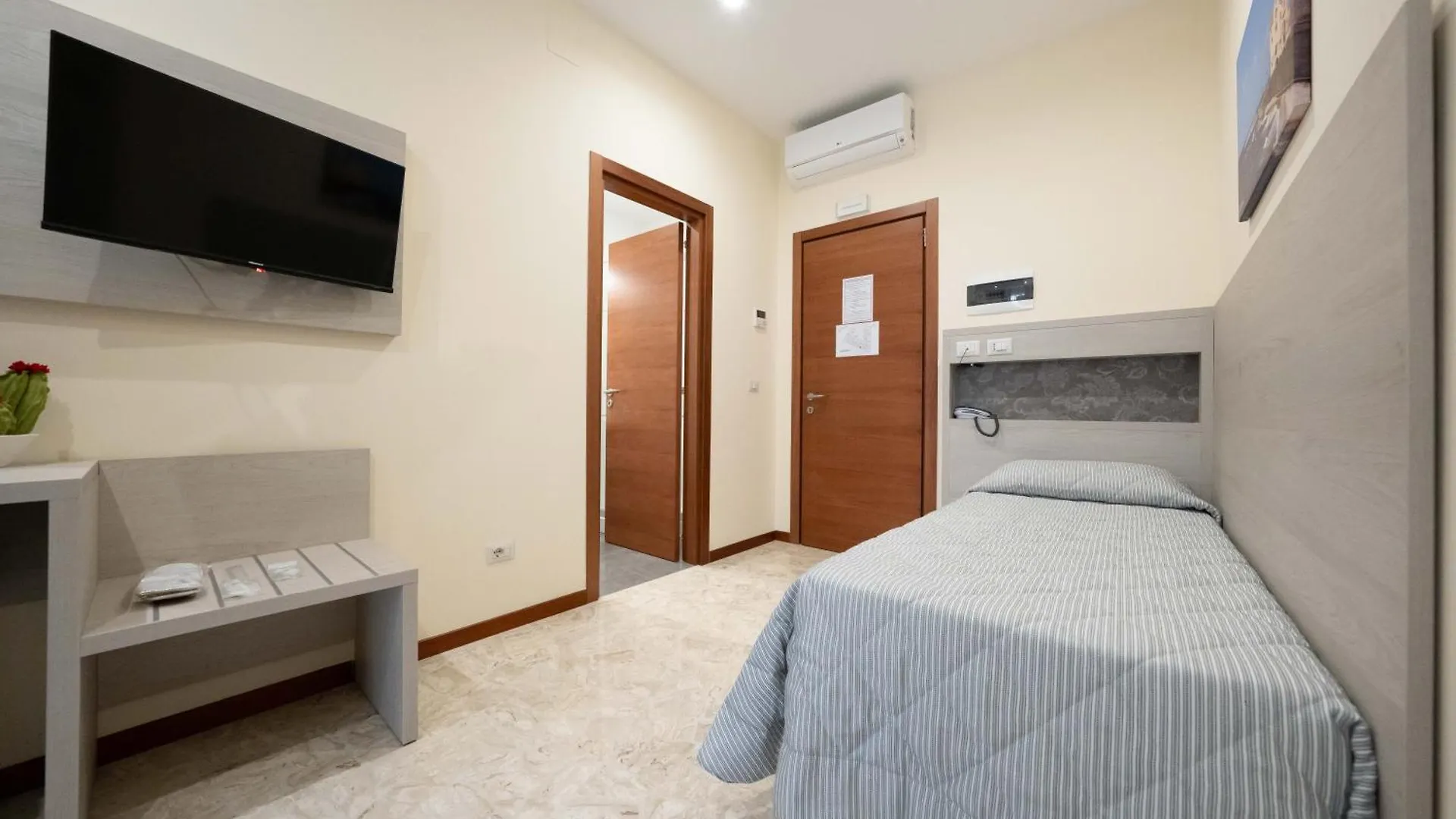 Hotel Auditorium Bari 3*,